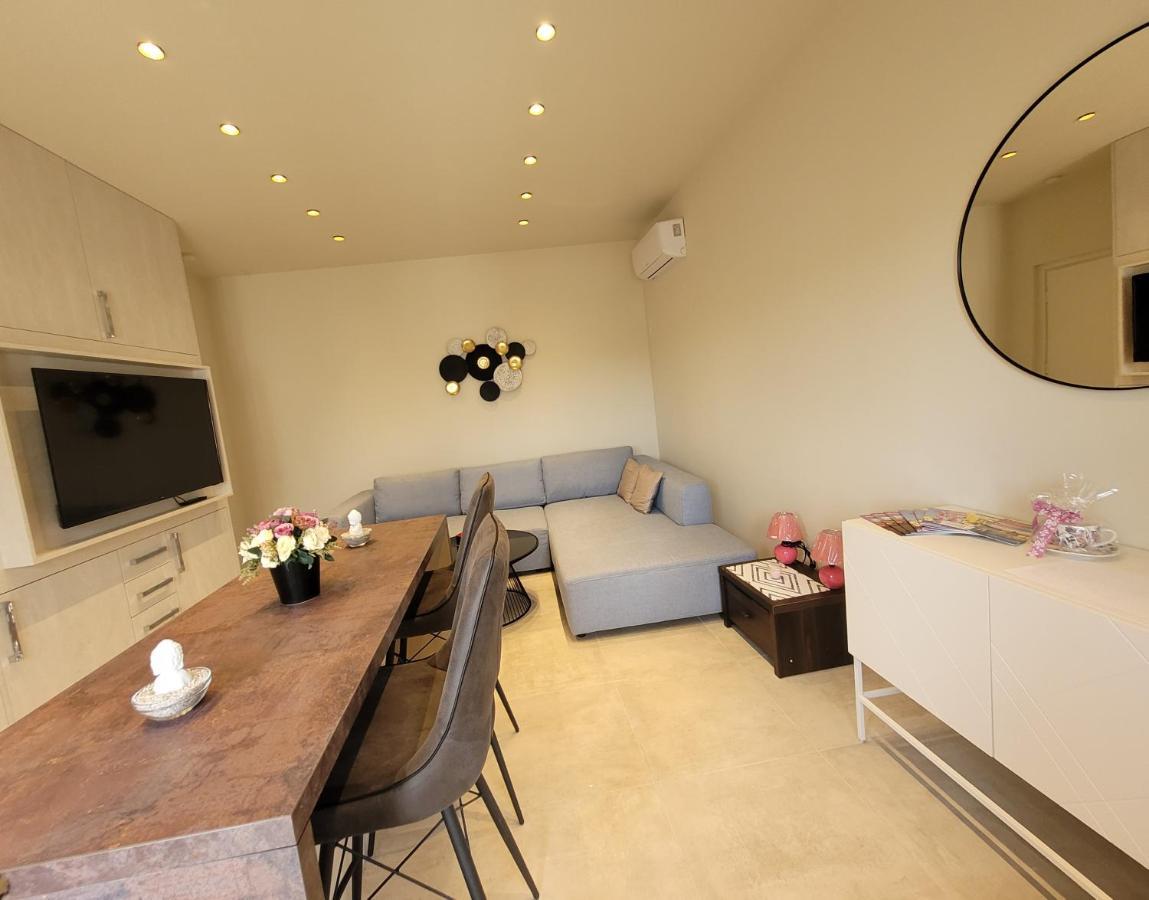 Lara II Apartman Debrecen Esterno foto